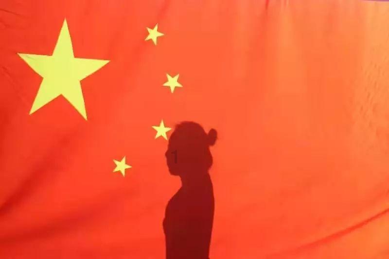 苹果VisionPro正式预售,空间计算时代开启