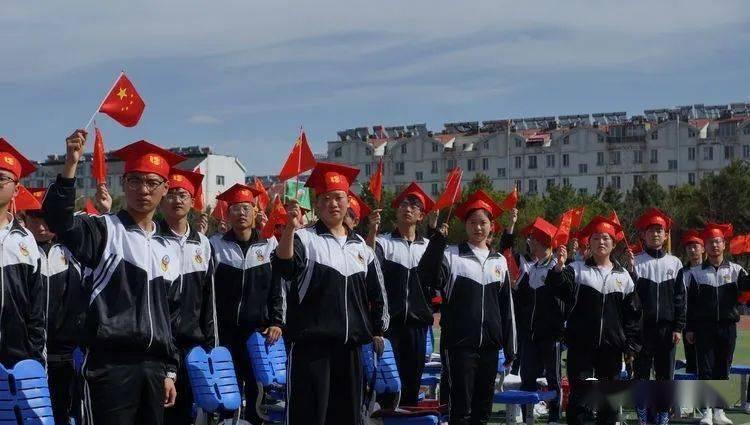 国家矿山安全监察局组织矿山救援队伍赶赴云南昭通山体滑坡现场抢险救援
